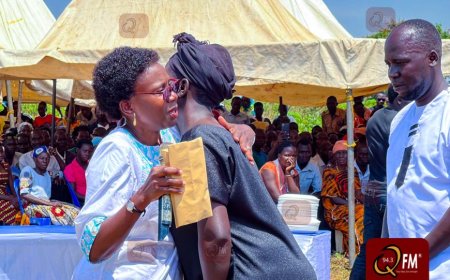Museveni Gives 10M Ugx to Widow of the Departed R&B Music King BeePee