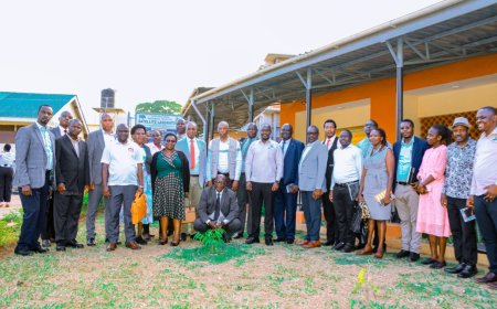 Kabale Regional Refferal Hospital Board and top management Benchmarks at  Lira Regional Refferal Hospital, commend best practices