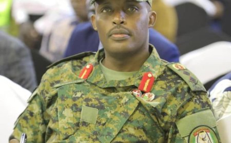 BIG STORY : Director General ESO Amb. Ocwet Commends 5th Division Chief Maj Gen Katungi Over Peacful Election In Northern Uganda